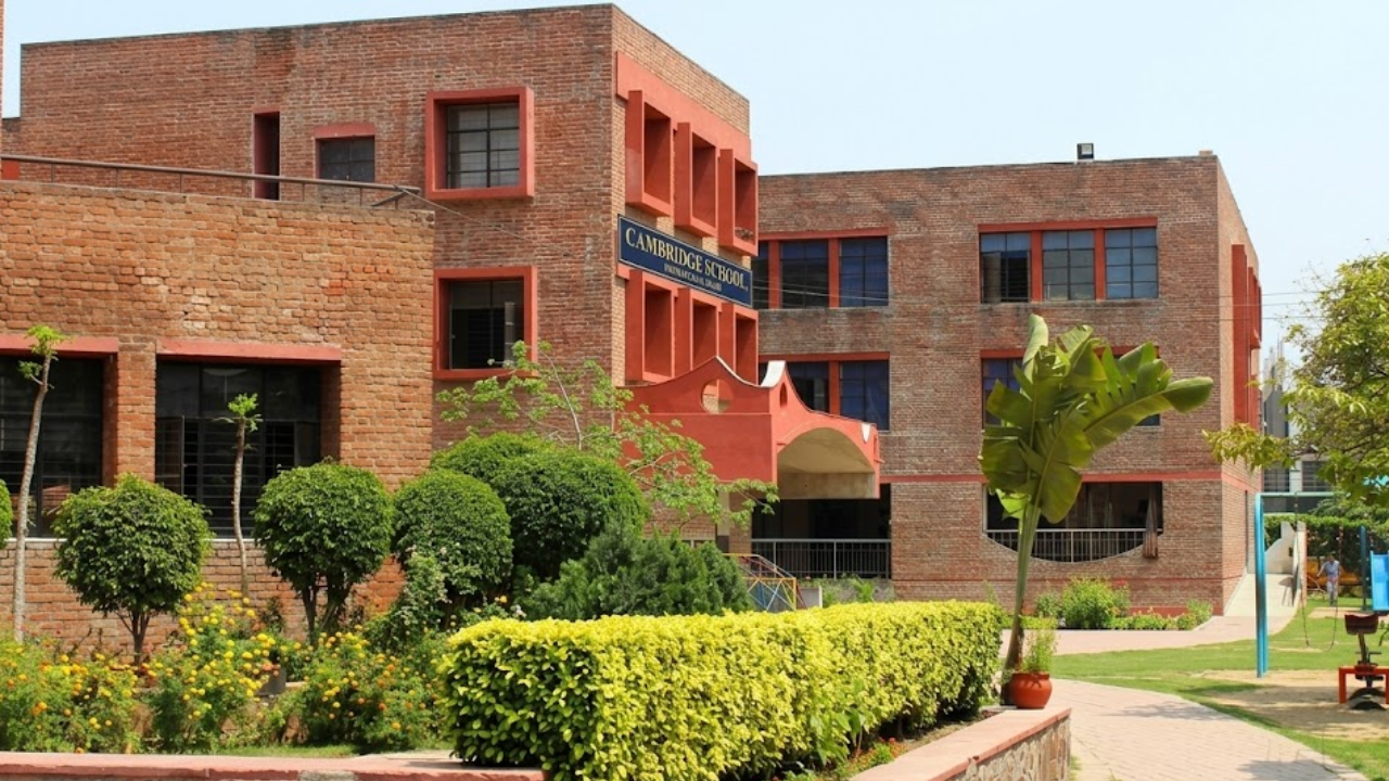 Service Provider of Cambridge School in Delhi, New Delhi, India