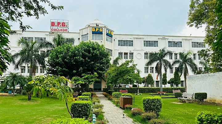DPG Degree College
