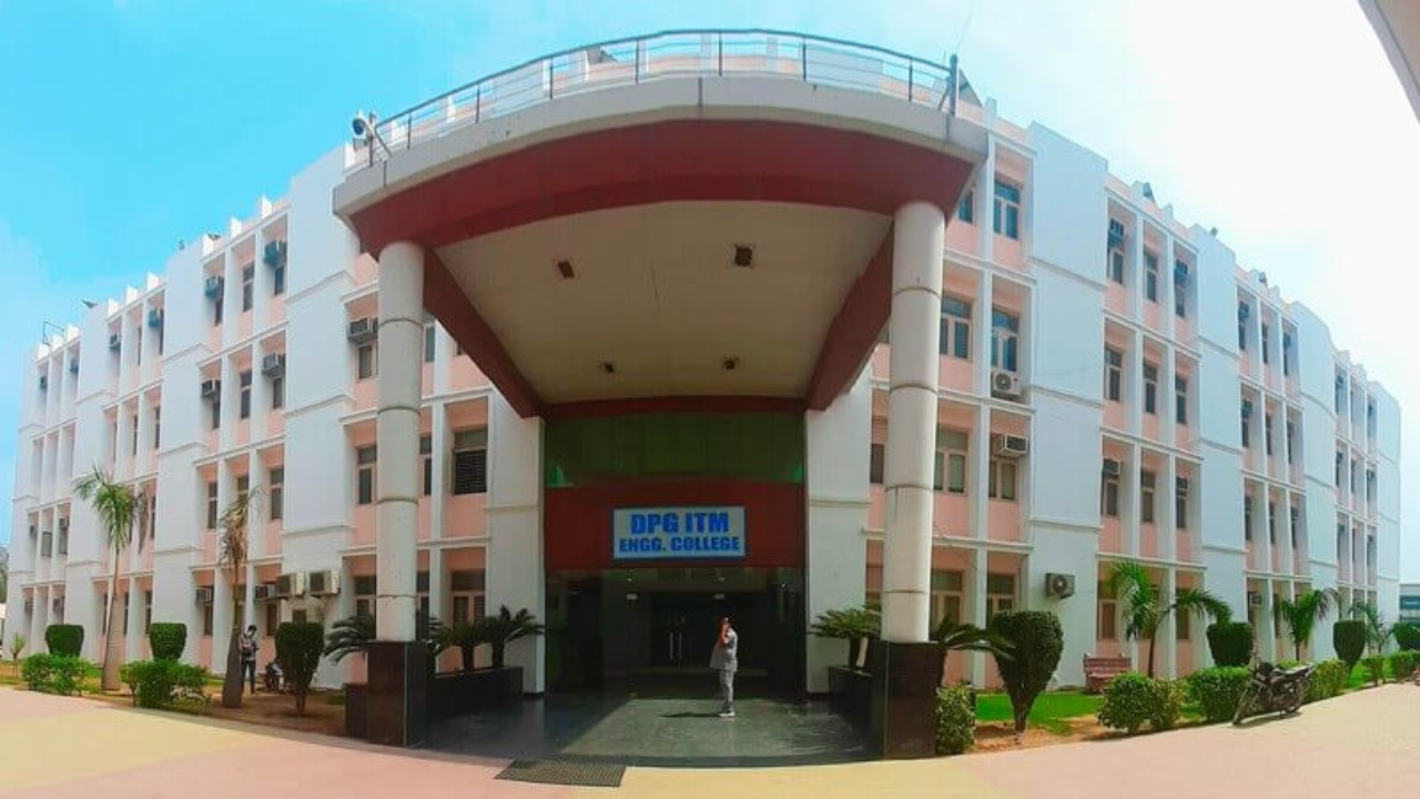 DPG Degree College
