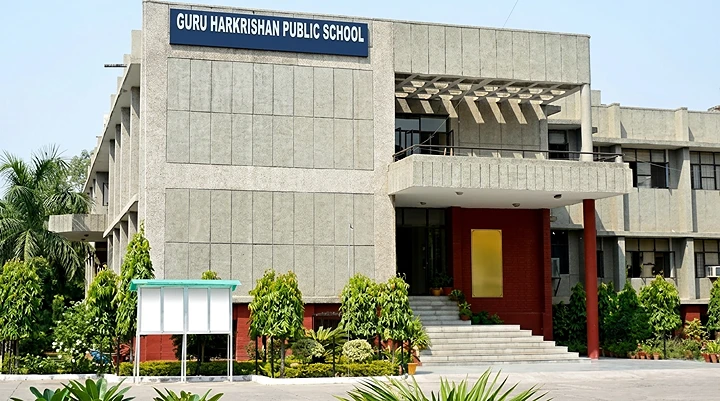 Service Provider of Guru Harkrishan Public School in Delhi, New Delhi, India