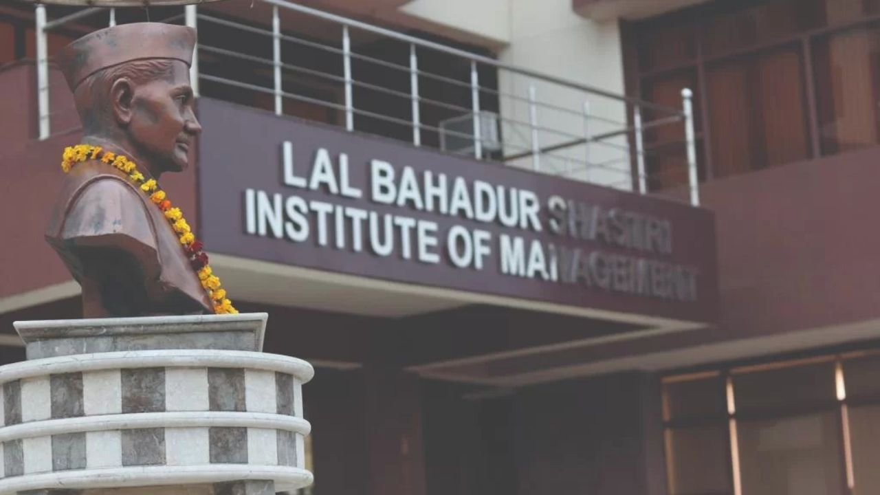 Lal Bahadur Shastri Institute of Management (LBSIM)