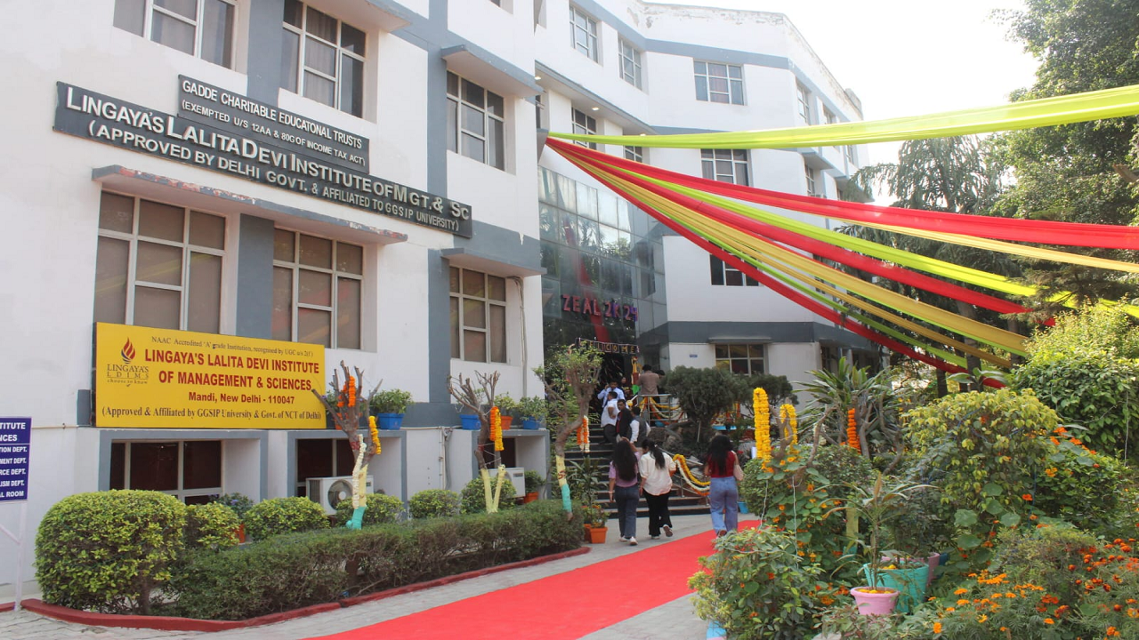 Lingaya's College of Nursing