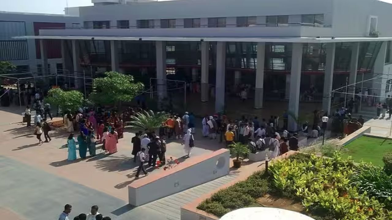 MET Institute of Management